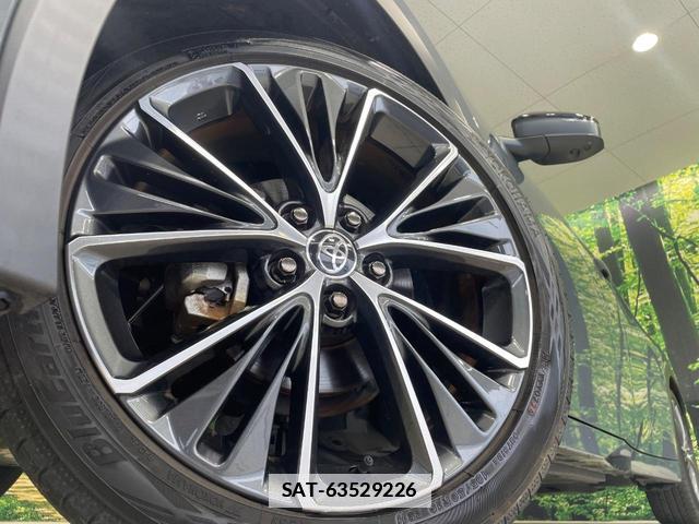 Toyota PRIUS 2024-03 7801560-12