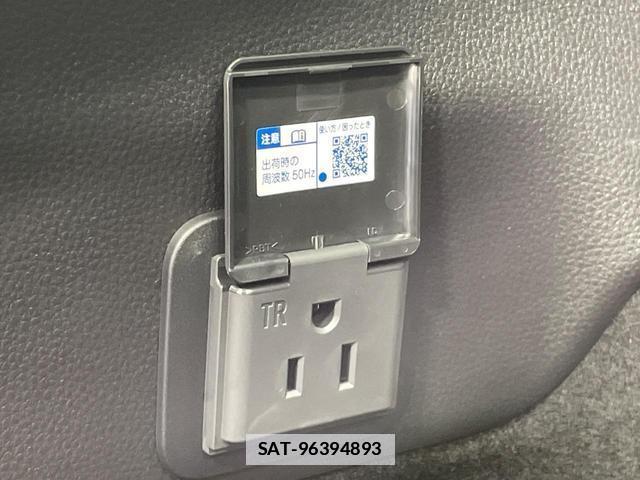 Toyota PRIUS 2024-12 7801585-4