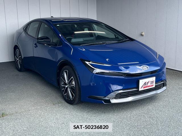 Toyota PRIUS 2023-06 7801875-1