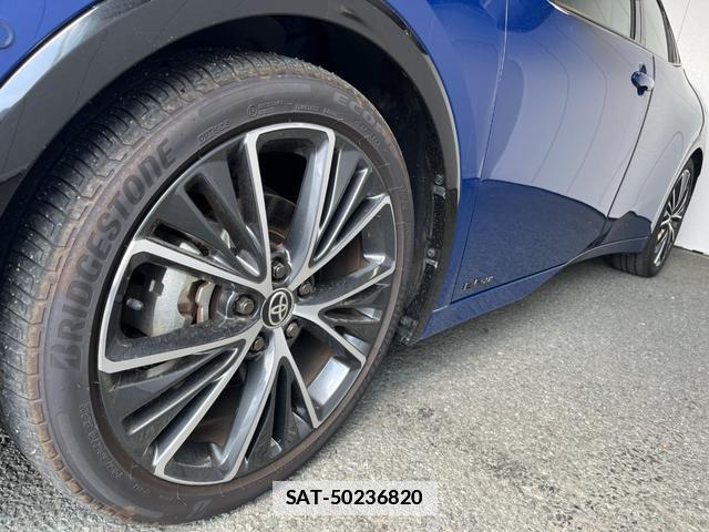 Toyota PRIUS 2023-06 7801875-4
