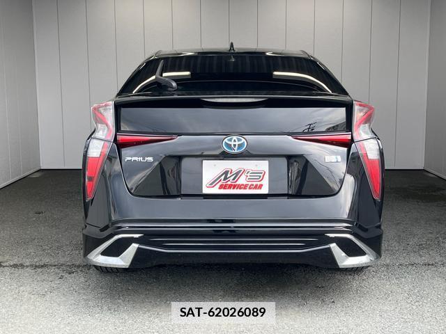 Toyota PRIUS 2016-06 7801934-9