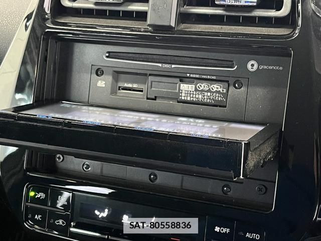Toyota PRIUS 2017-02 7801935-13