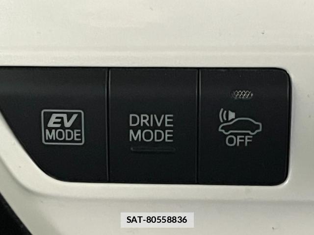 Toyota PRIUS 2017-02 7801935-15