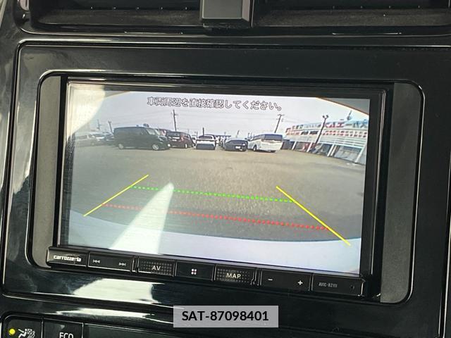 Toyota PRIUS 2021-04 7801945-11