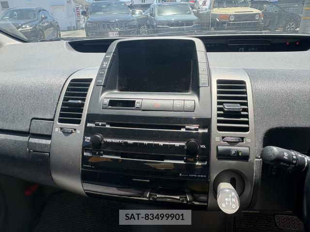 Toyota PRIUS 2008-10 7802636-17
