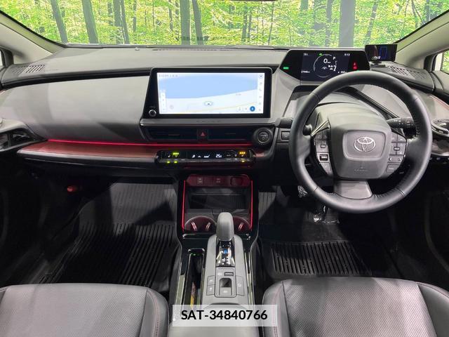 Toyota PRIUS 2023-05 7804466-1