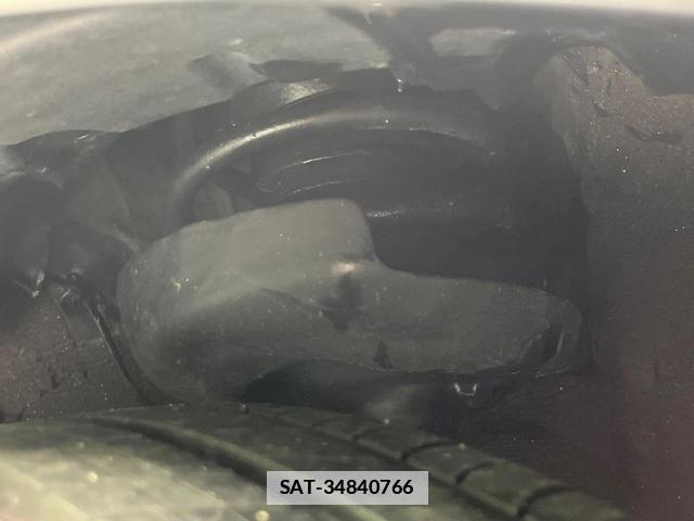 Toyota PRIUS 2023-05 7804466-19