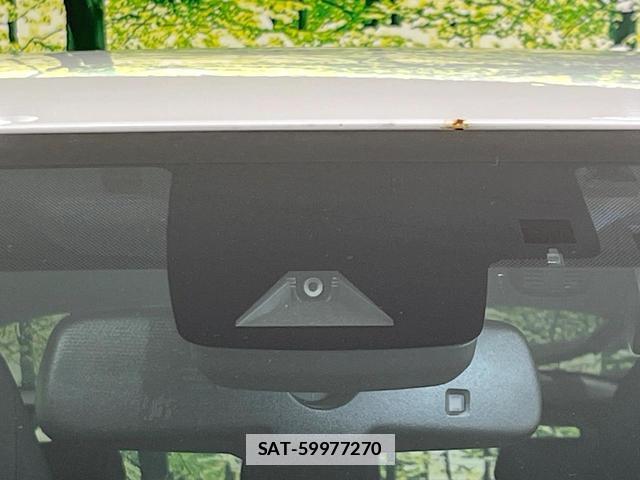 Toyota PRIUS 2017-06 7804492-2