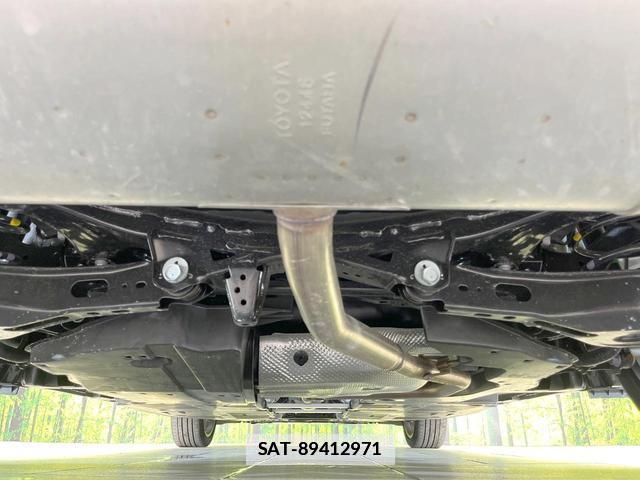 Toyota PRIUS 2024-11 7805089-18