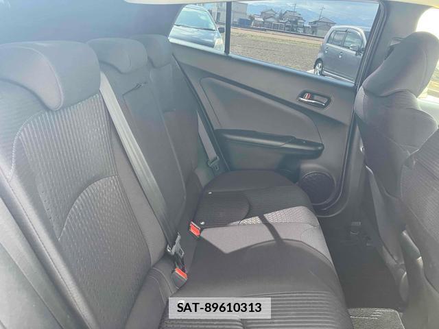 Toyota PRIUS 2018-04 7805145-13