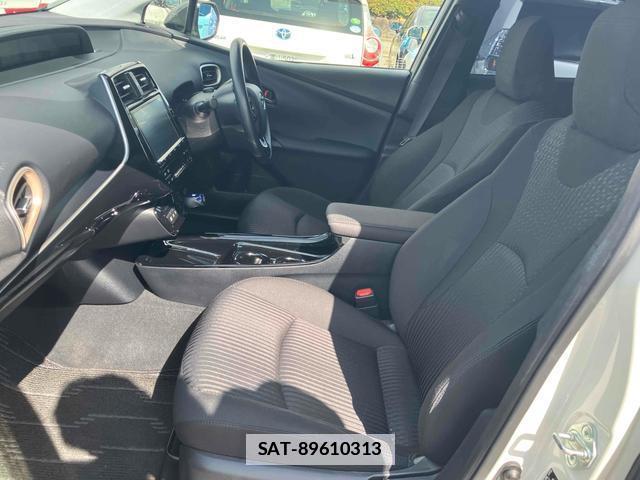 Toyota PRIUS 2018-04 7805145-16