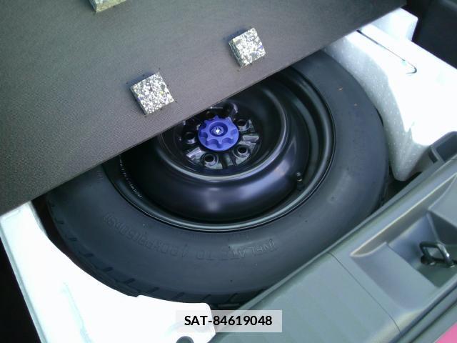 Toyota PRIUS 2024-07 7806703-16