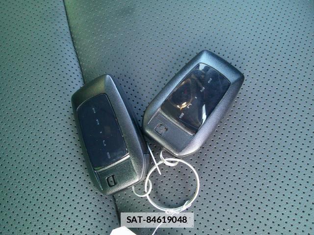 Toyota PRIUS 2024-07 7806703-18