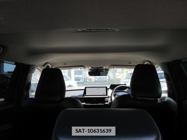Toyota PRIUS 2023-08 7806997-11