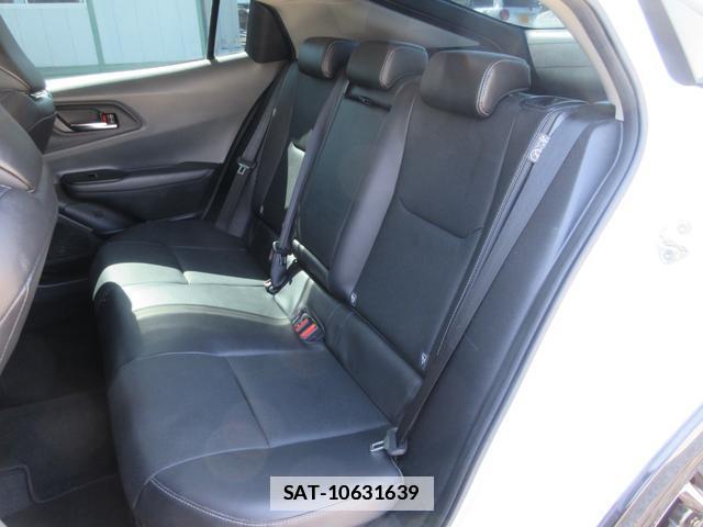 Toyota PRIUS 2023-08 7806997-13