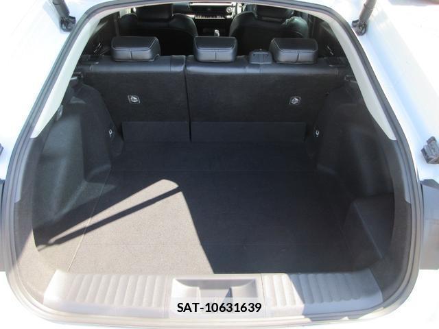 Toyota PRIUS 2023-08 7806997-17