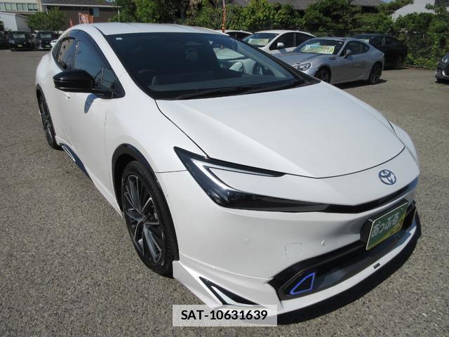 Toyota PRIUS 2023-08 7806997-5