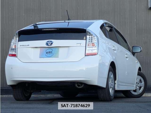 Toyota PRIUS 2010-08 7807100-1