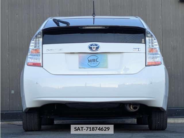Toyota PRIUS 2010-08 7807100-6