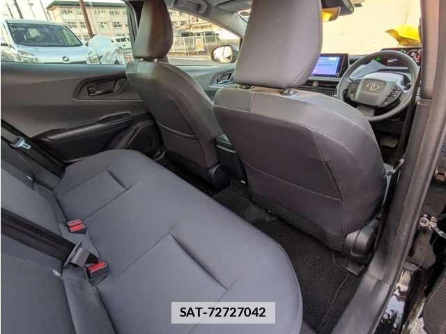 Toyota PRIUS 2023-03 7807136-10