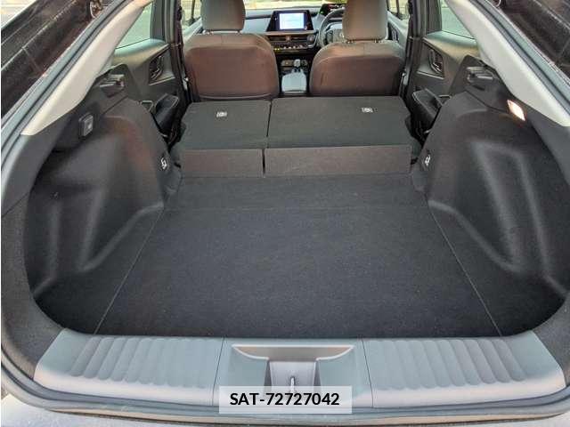 Toyota PRIUS 2023-03 7807136-13