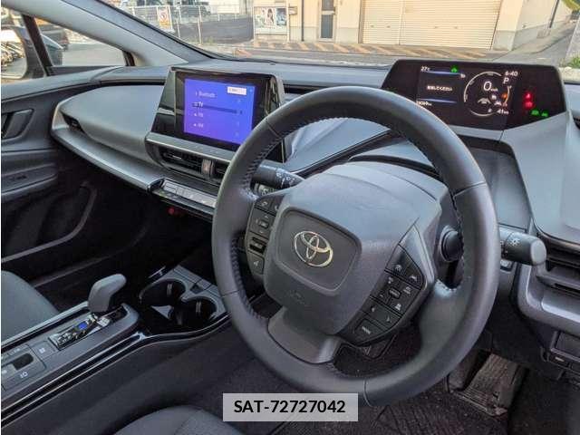 Toyota PRIUS 2023-03 7807136-7