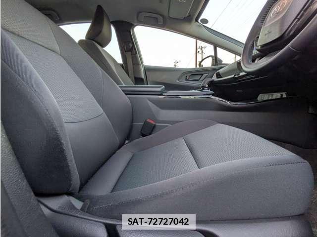 Toyota PRIUS 2023-03 7807136-8