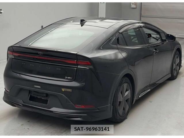 Toyota PRIUS 2023-04 7807390-3
