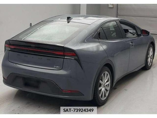 Toyota PRIUS 2025-11 7807664-3