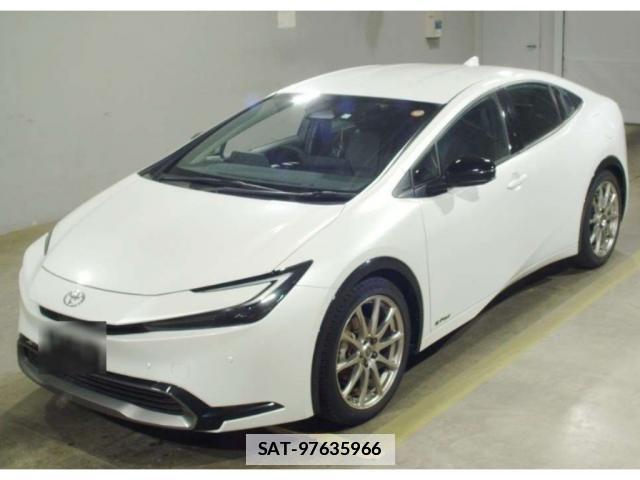 Toyota PRIUS 2023-01 7807692-3