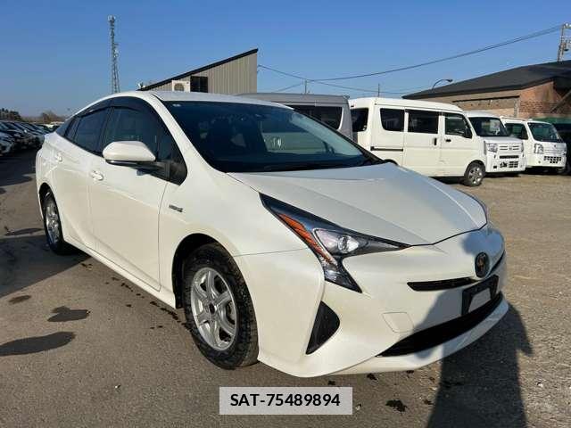 Toyota PRIUS 2016-05 7808255-0