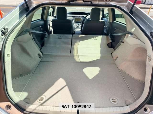 Toyota PRIUS 2010-06 7808462-15