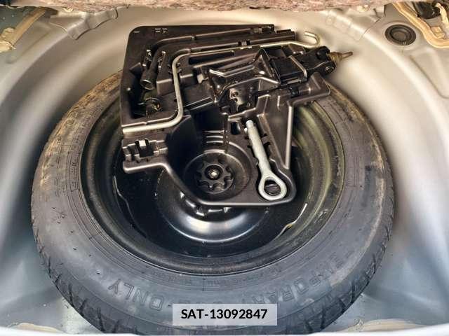 Toyota PRIUS 2010-06 7808462-16
