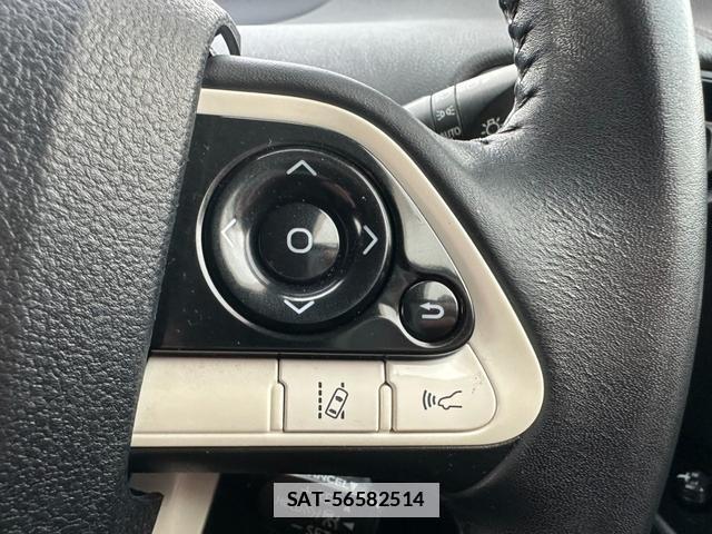 Toyota PRIUS 2016-12 7809039-11