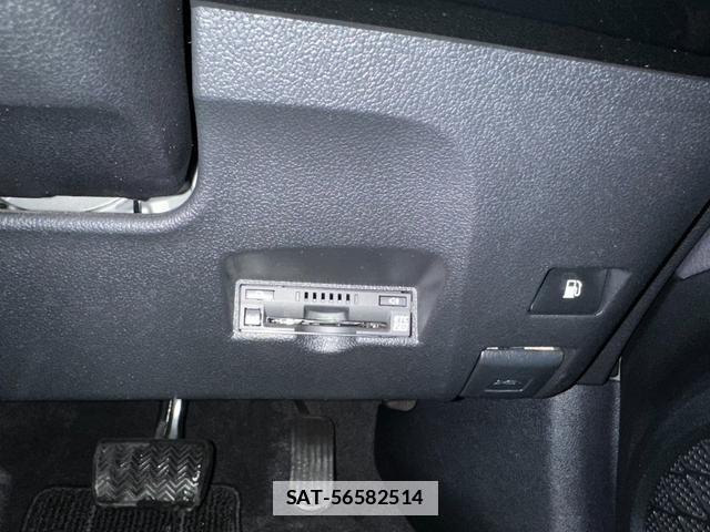 Toyota PRIUS 2016-12 7809039-14
