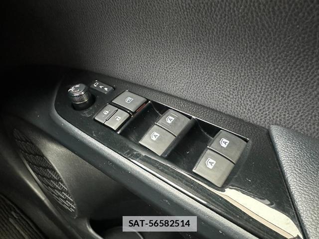 Toyota PRIUS 2016-12 7809039-4