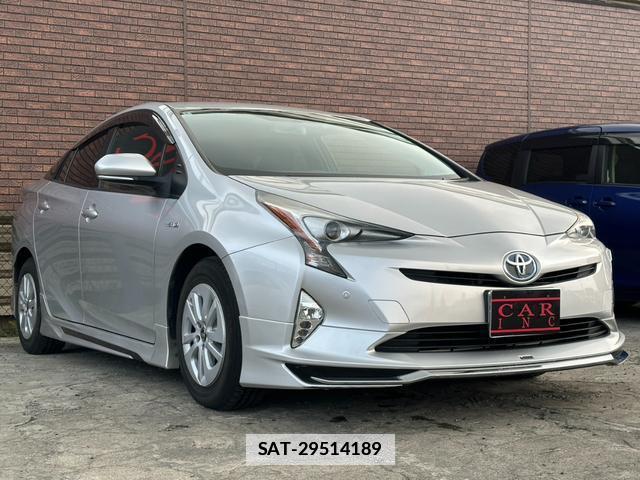 Toyota PRIUS 2016-08 7809042-12