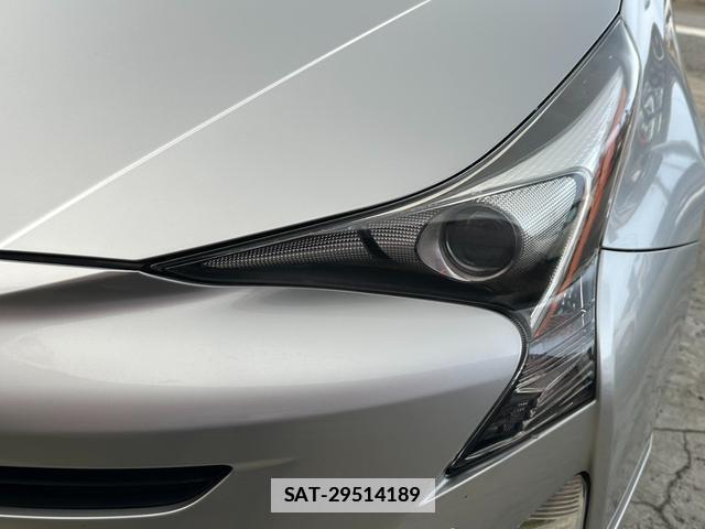 Toyota PRIUS 2016-08 7809042-15