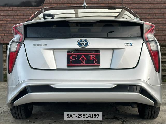 Toyota PRIUS 2016-08 7809042-16