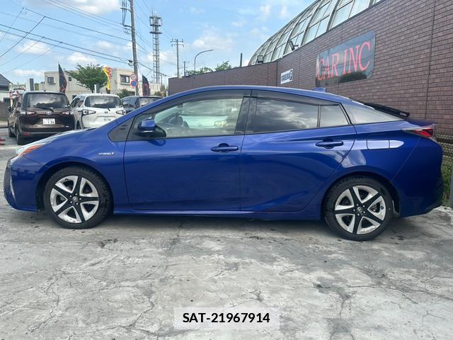 Toyota PRIUS 2016-03 7809048-18