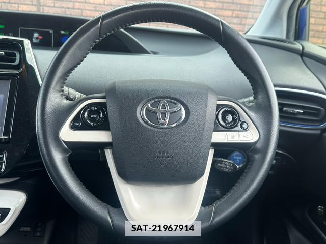 Toyota PRIUS 2016-03 7809048-2
