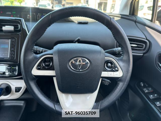 Toyota PRIUS 2018-08 7809054-5