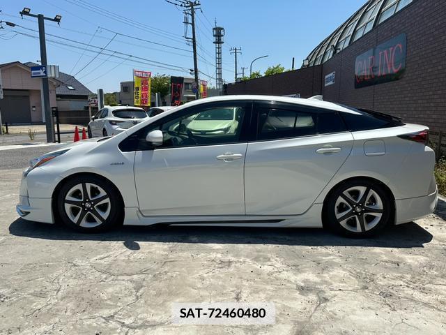 Toyota PRIUS 2016-07 7809055-14