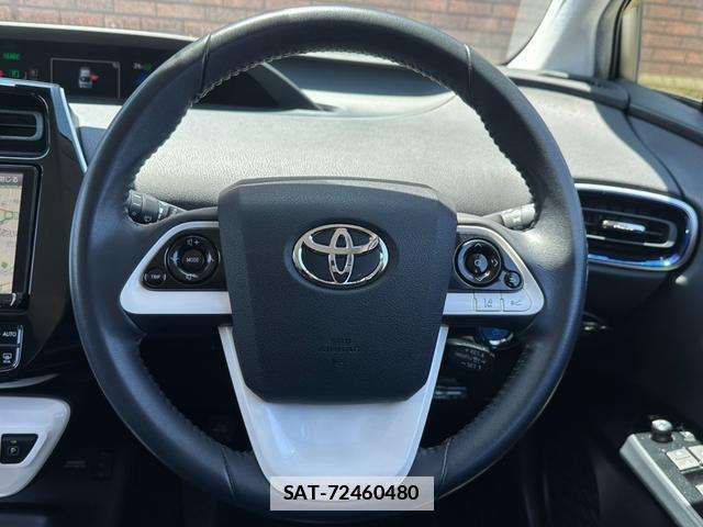 Toyota PRIUS 2016-07 7809055-2
