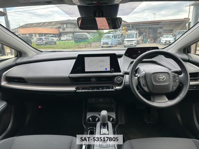 Toyota PRIUS 2023-02 7809058-1