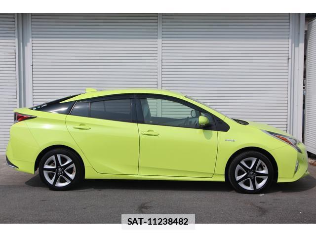Toyota PRIUS 2015-12 7810691-3