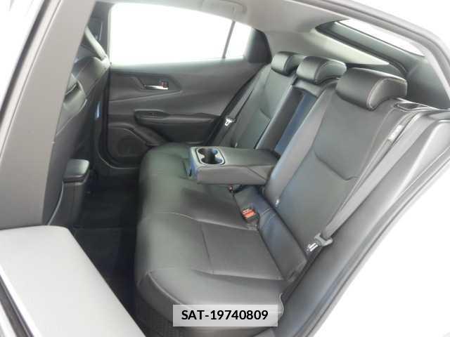 Toyota PRIUS 2024-01 7810763-17