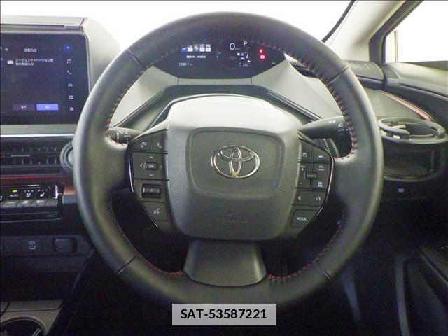 Toyota PRIUS 2023-09 7810893-6