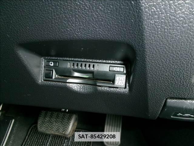 Toyota PRIUS 2020-11 7811243-7