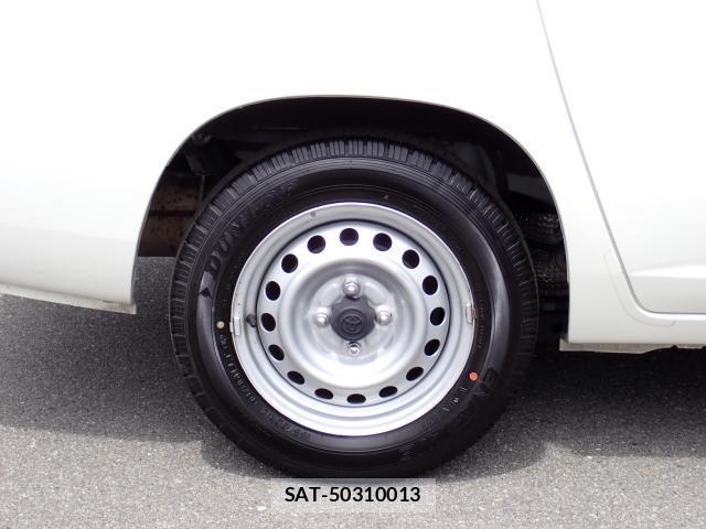 Toyota PROBOX 2023-04 7796077-19